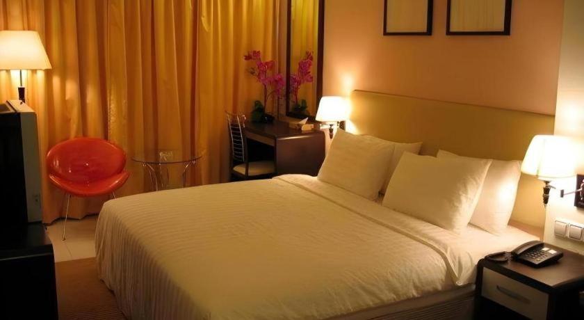 Ritz Garden Hotel Ipoh Kültér fotó