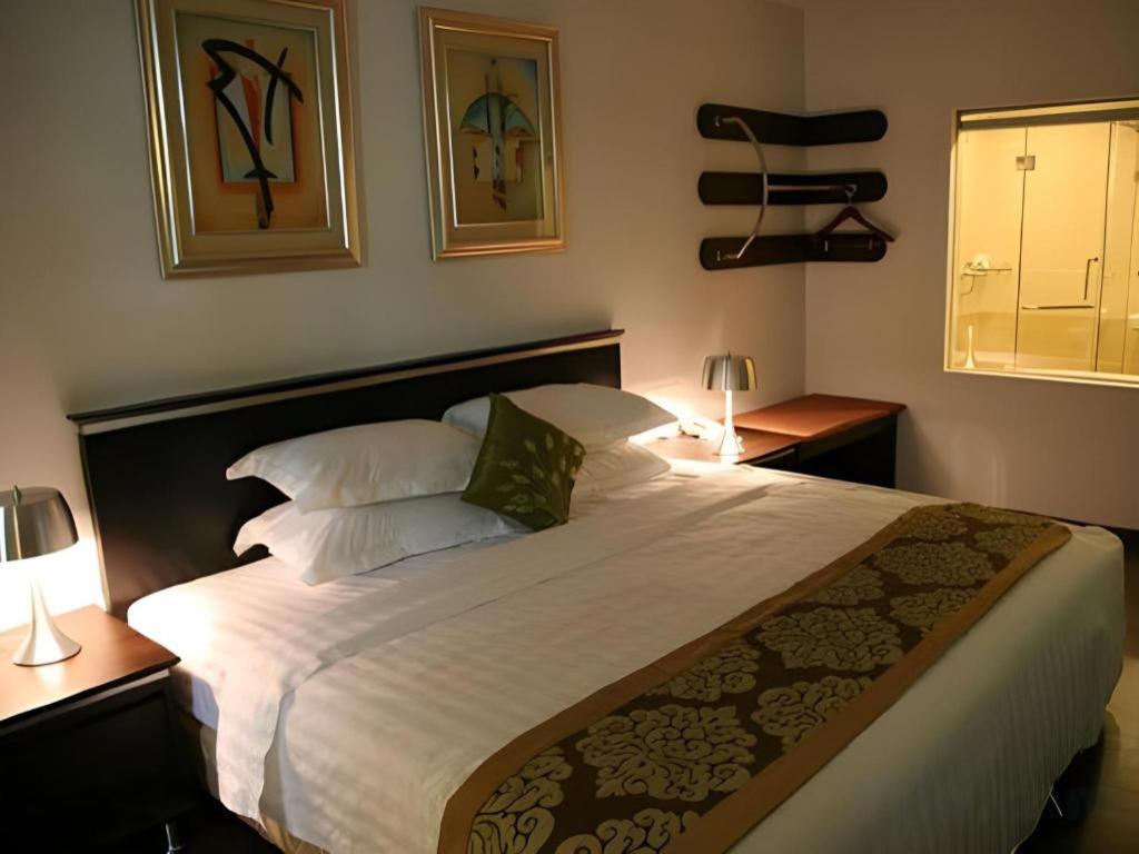 Ritz Garden Hotel Ipoh Kültér fotó