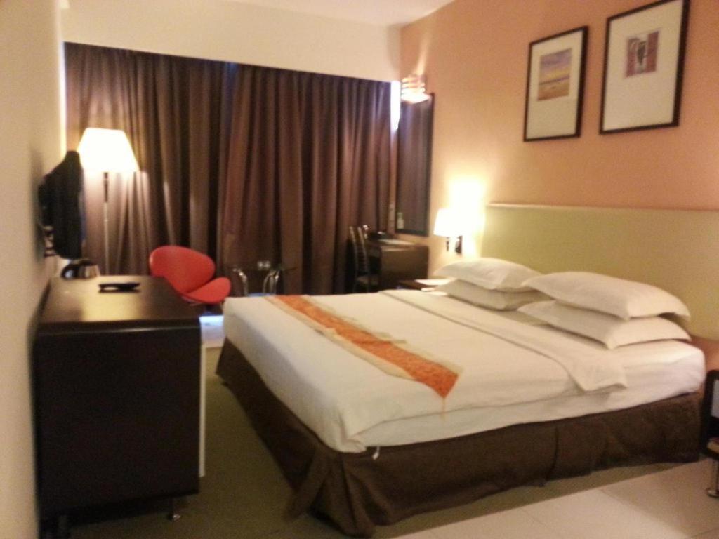 Ritz Garden Hotel Ipoh Kültér fotó