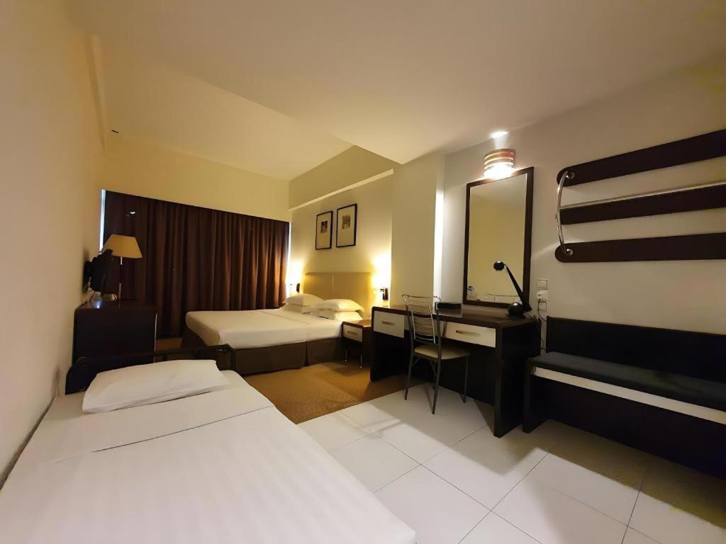 Ritz Garden Hotel Ipoh Kültér fotó