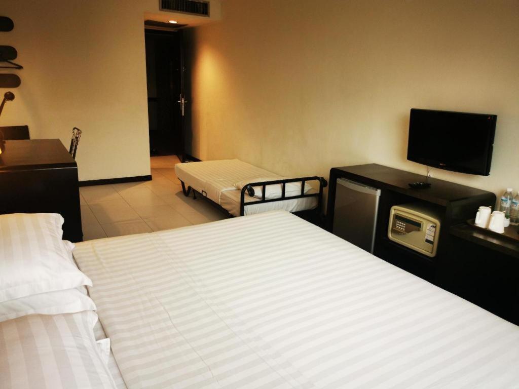 Ritz Garden Hotel Ipoh Kültér fotó